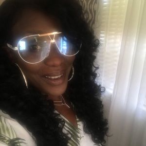 Meet your Posher, Wanda